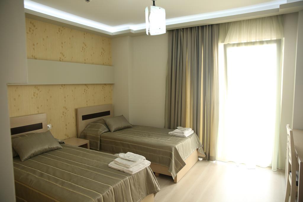 Hotel Pogradeci Habitación foto