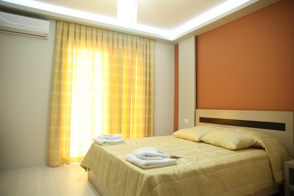 Hotel Pogradeci Habitación foto
