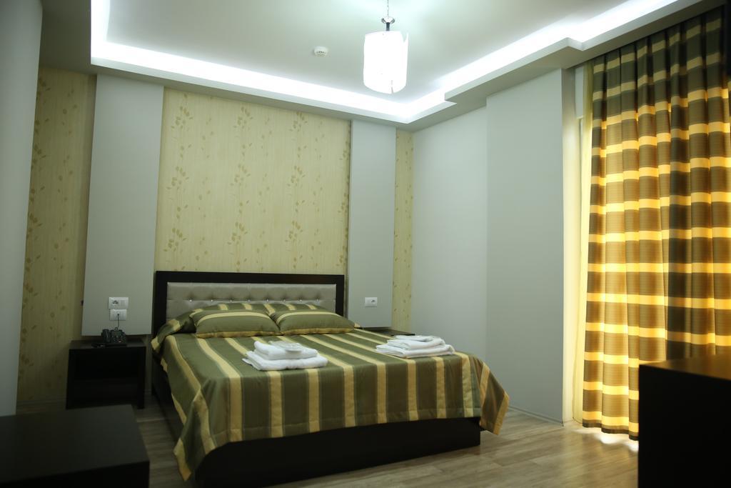 Hotel Pogradeci Habitación foto